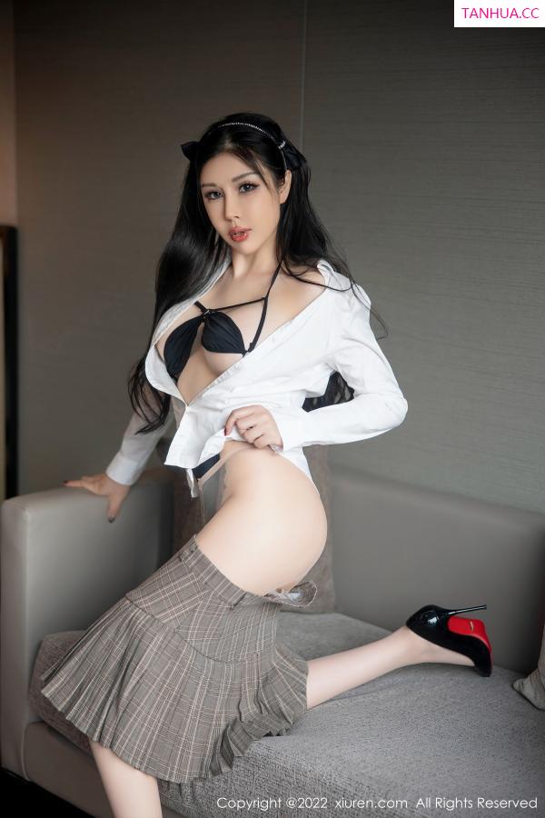 田冰冰  [XiuRen]高清写真图 2022.11.24 No.5902 田冰冰 制服美腿第47张图片